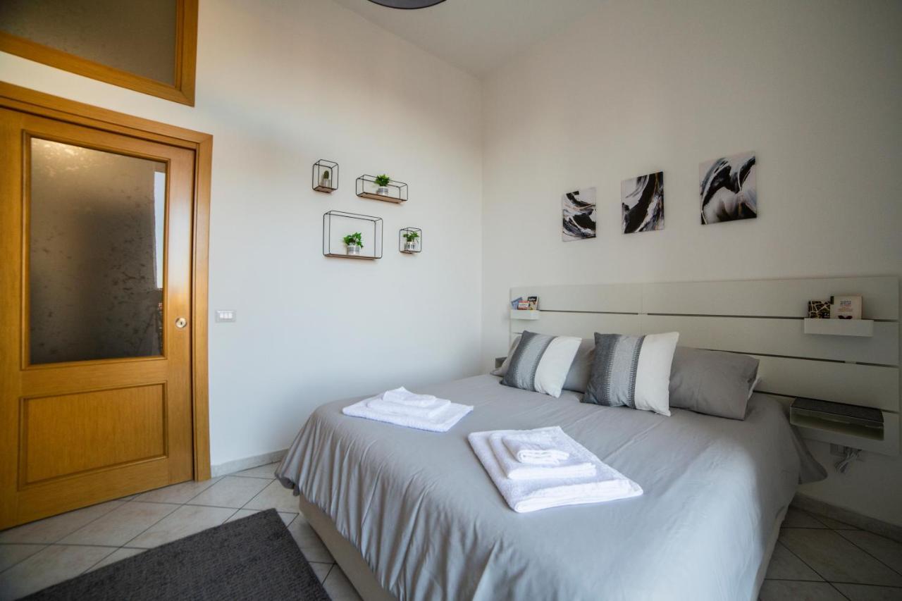 Appartement Bnb Al Centro E Meglio, Napoli Extérieur photo